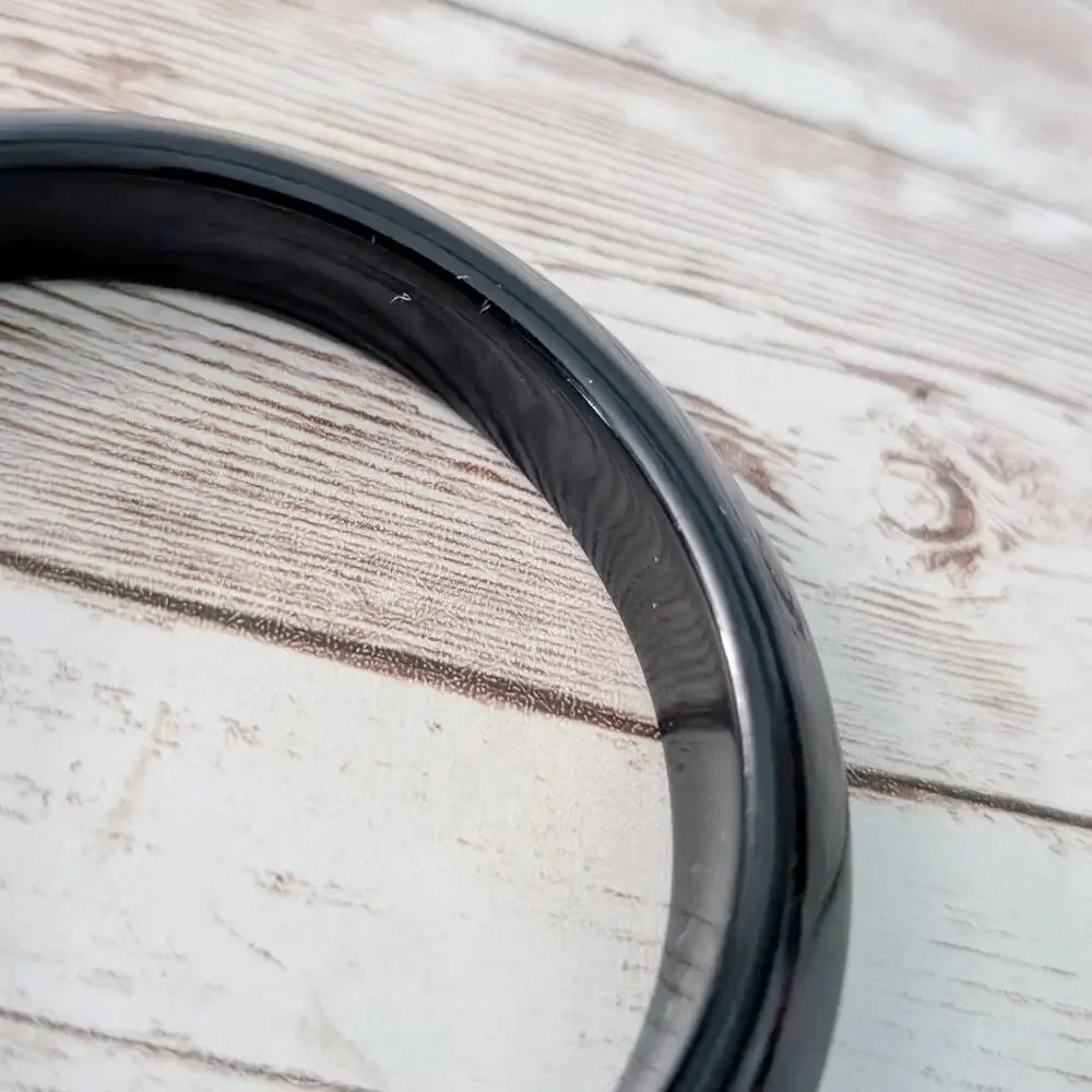 Vintage Bracelet - Black with Center Raised Crease Design 8.25